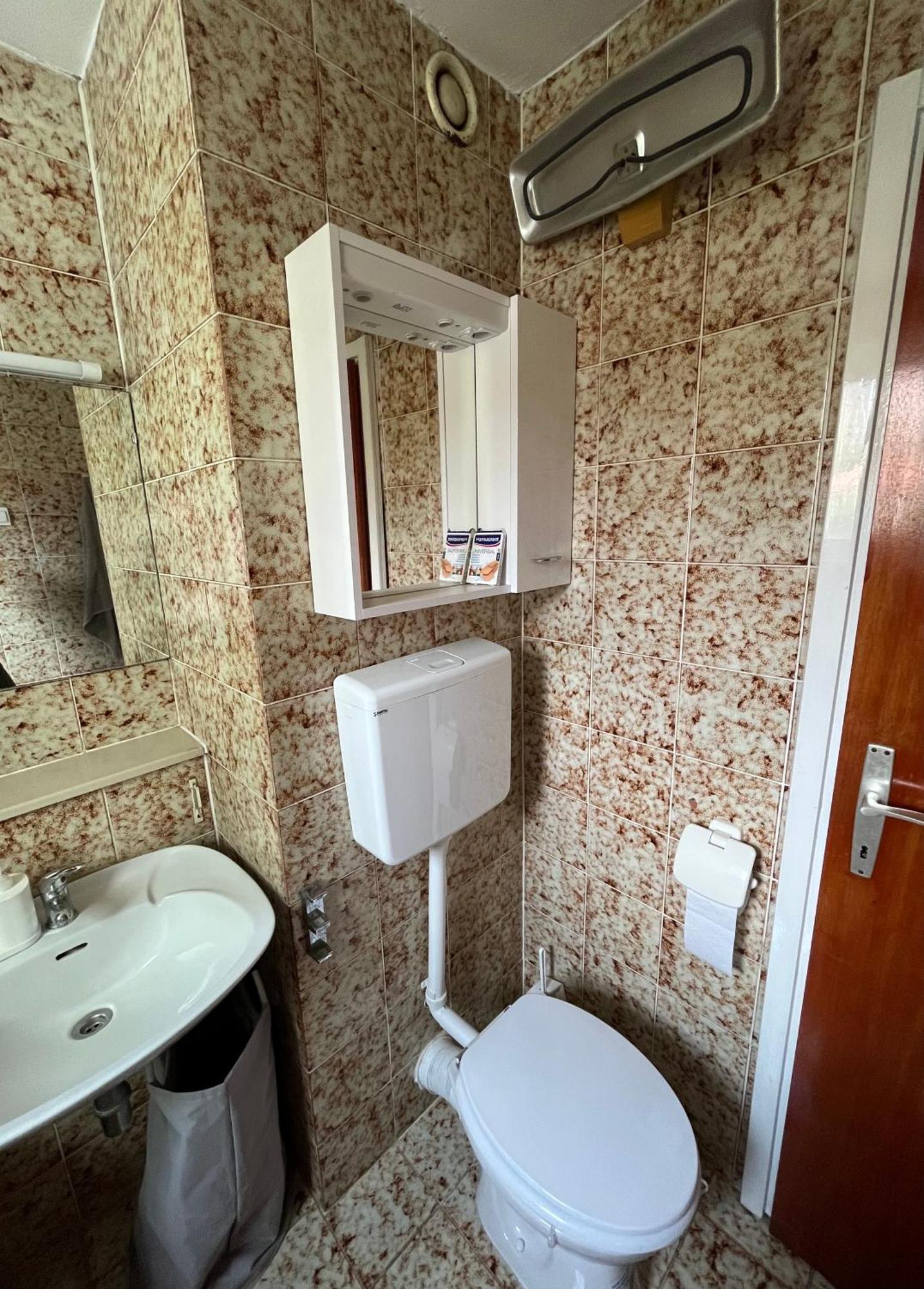 Apartman Niko พูลา ภายนอก รูปภาพ