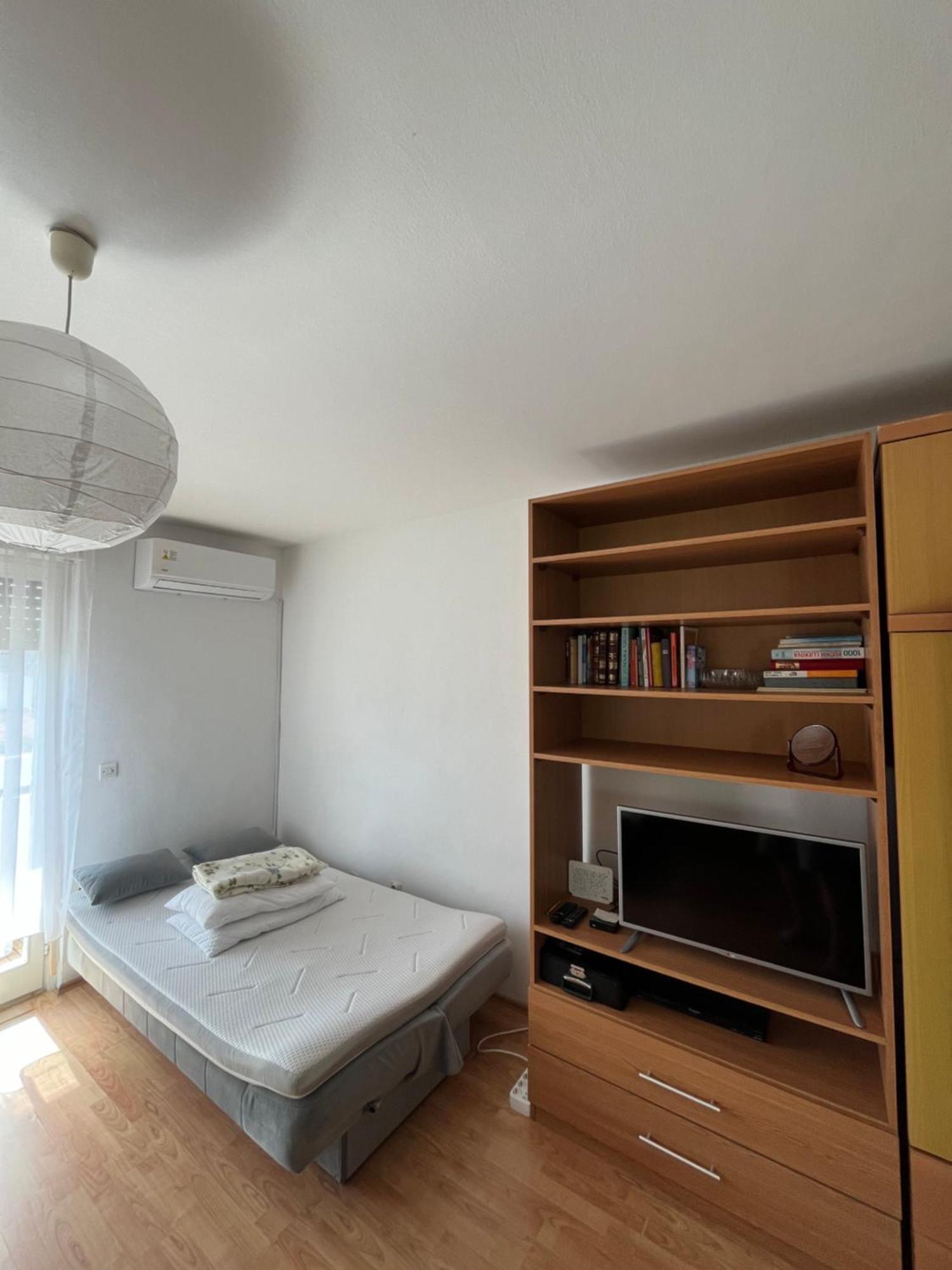 Apartman Niko พูลา ภายนอก รูปภาพ
